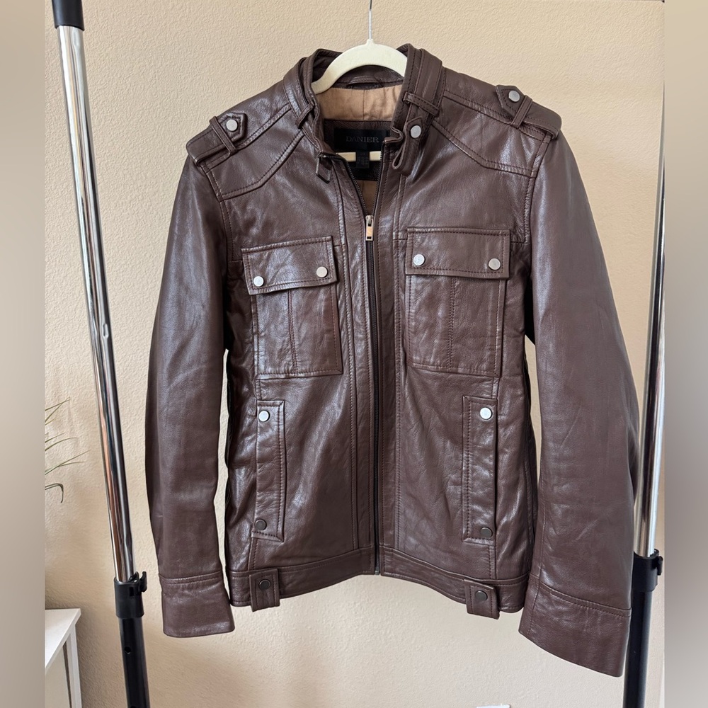 Danier Men’s Brown Real Leather Jacket – Classic Fit, Timeless Outerwear